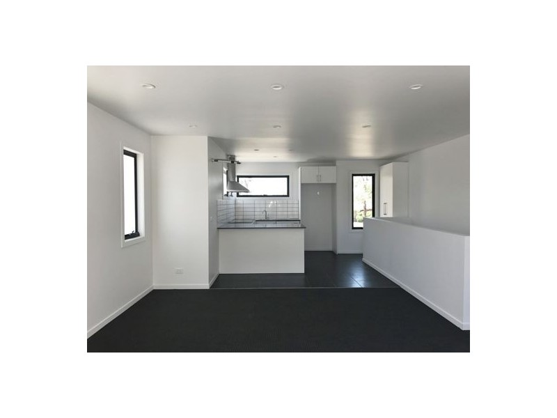 2/14 Bolingbroke Street, Pascoe Vale VIC 3044