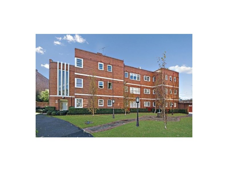 11/12 Garden Avenue, East Melbourne VIC 3002