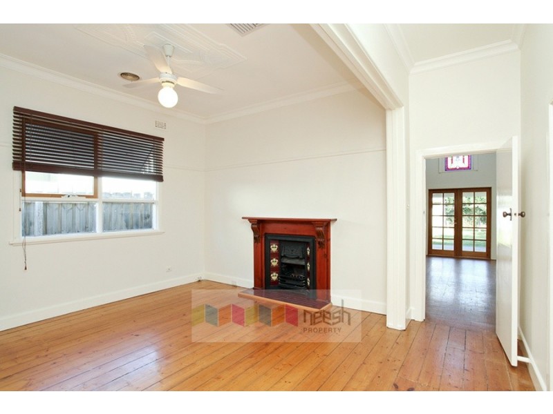 20 Vernon Street, South Kingsville VIC 3015