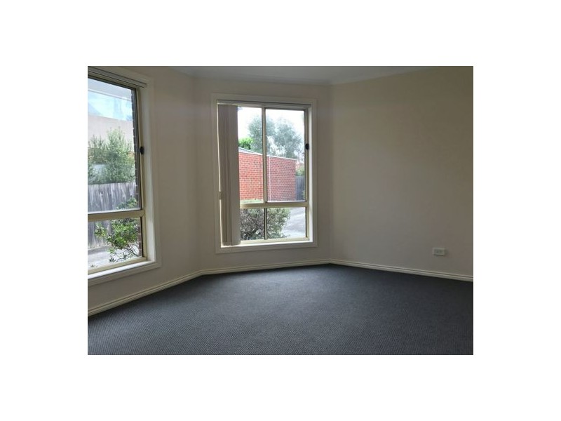 2/7 James Street, Heidelberg Heights VIC 3081