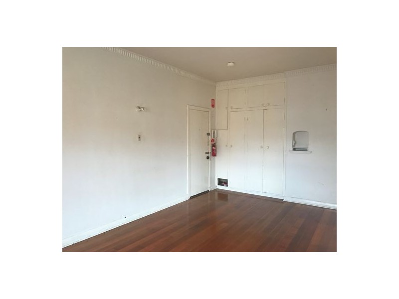13/12 Garden Avenue, East Melbourne VIC 3002