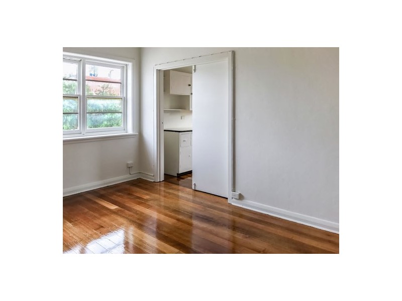 15/12 Garden Avenue, East Melbourne VIC 3002