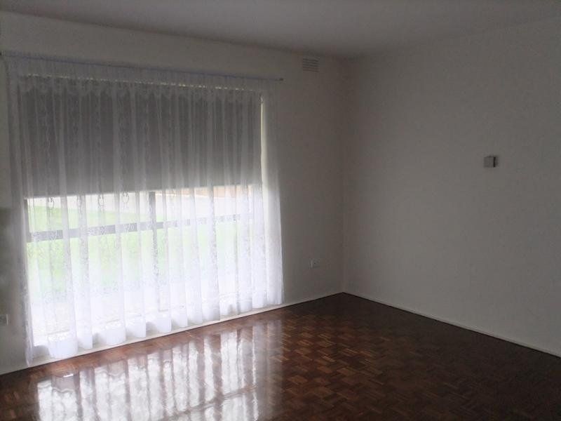 8/5 Robin Street, Altona VIC 3018