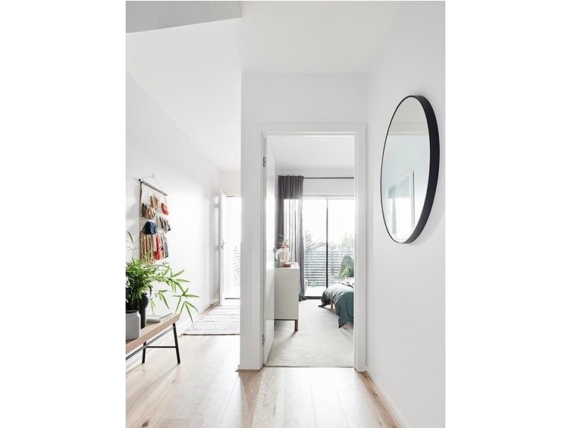 8 Flagship Way, Point Cook VIC 3030