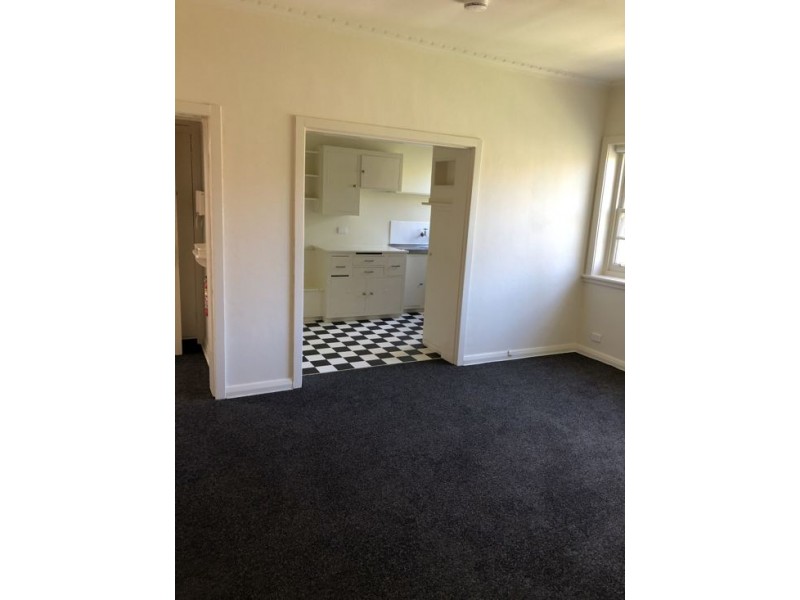 14/12 Garden Ave (2 Weeks Free Rent!), East Melbourne VIC 3002