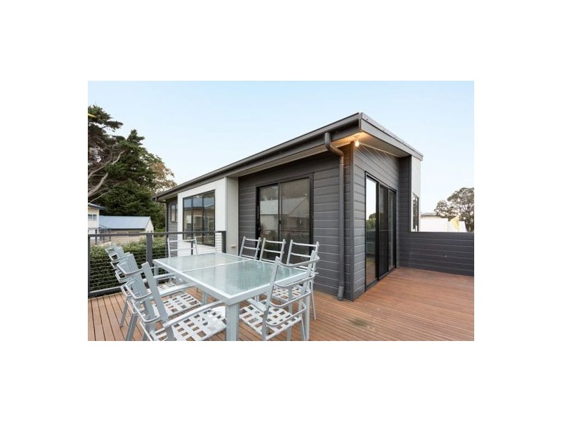 2 Killara Close, Cowes VIC 3922