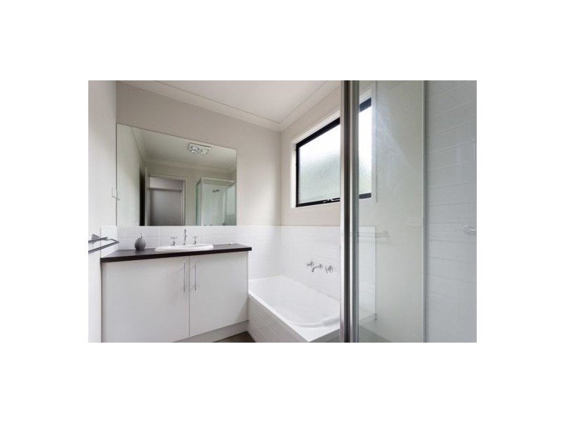 2 Killara Close, Cowes VIC 3922