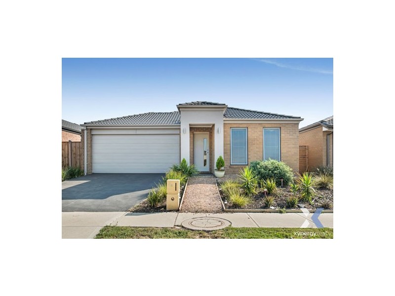 74 Solitude Crescent, Point Cook VIC 3030