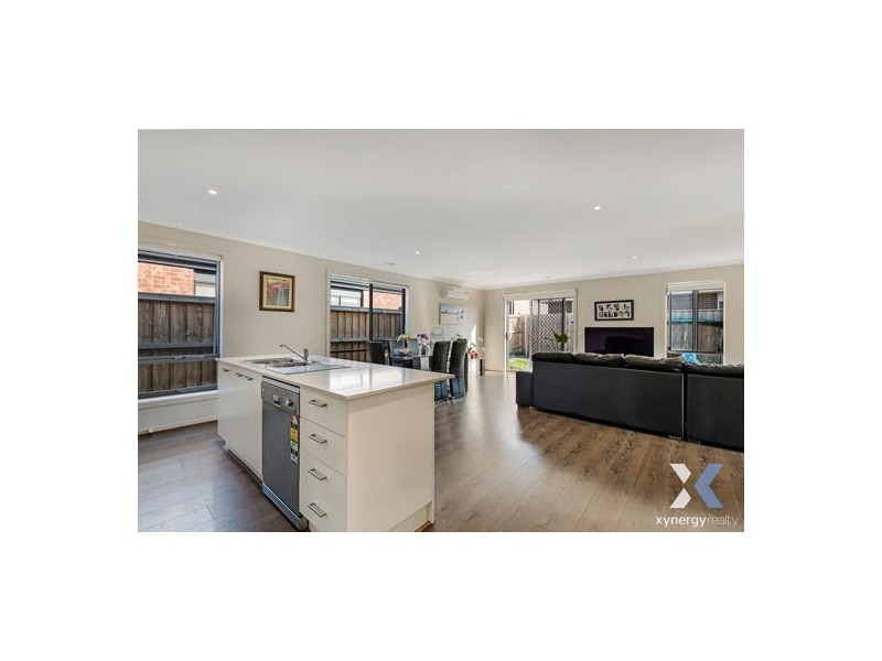 74 Solitude Crescent, Point Cook VIC 3030