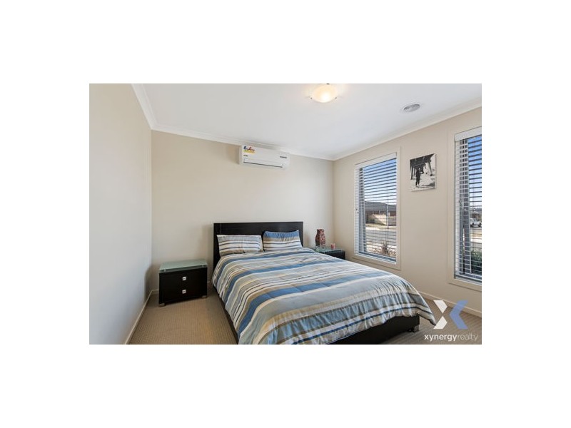 74 Solitude Crescent, Point Cook VIC 3030