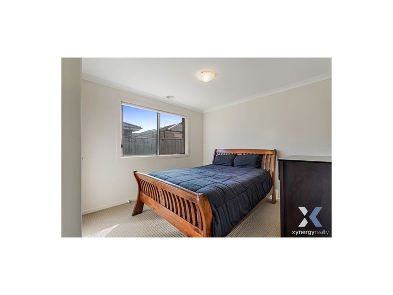 74 Solitude Crescent, Point Cook VIC 3030