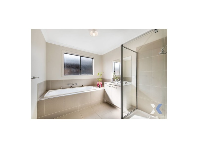 74 Solitude Crescent, Point Cook VIC 3030