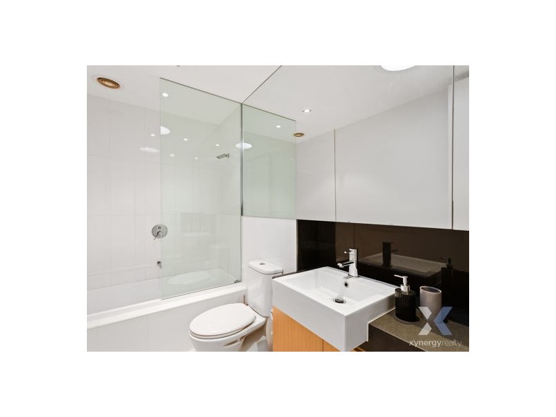 15 50 Eucalyptus Drive, Maidstone VIC 3012