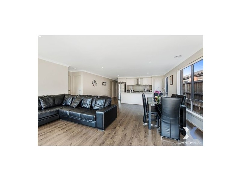 74 Solitude Crescent, Point Cook VIC 3030