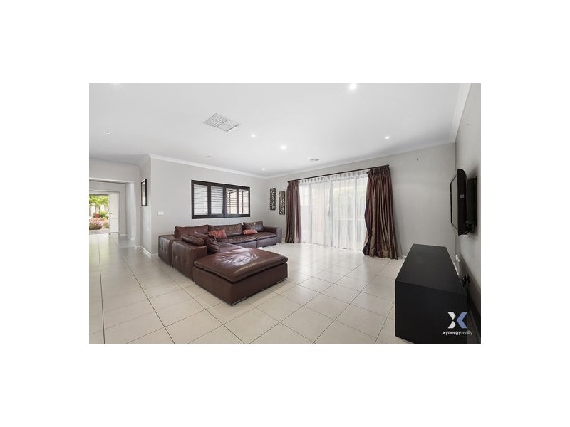 8 Lemongrass Circuit, Point Cook VIC 3030