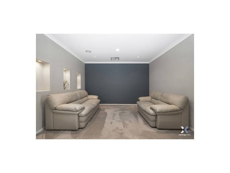 8 Lemongrass Circuit, Point Cook VIC 3030