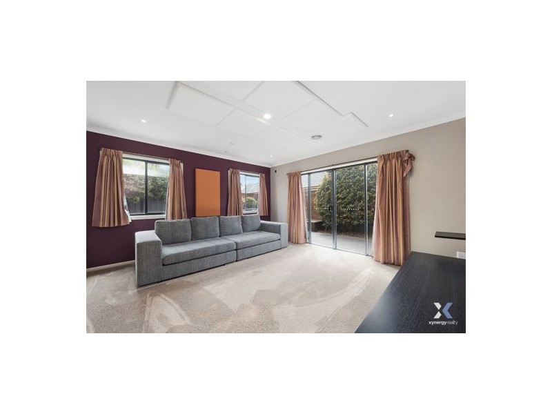 8 Lemongrass Circuit, Point Cook VIC 3030