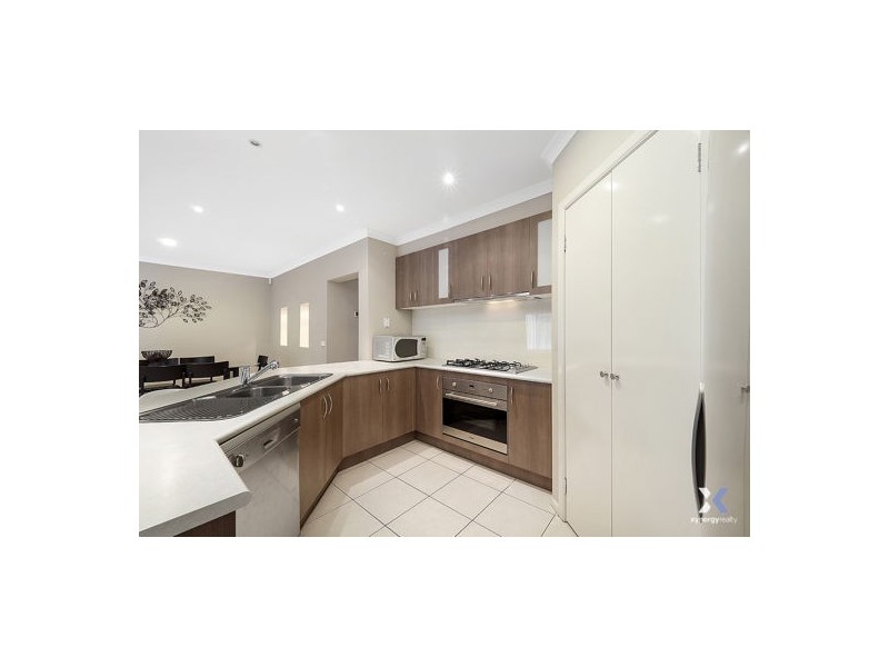 8 Lemongrass Circuit, Point Cook VIC 3030