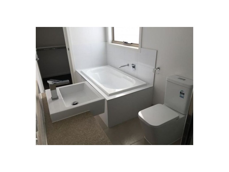 1/63 Fraser Street, Sunshine VIC 3020