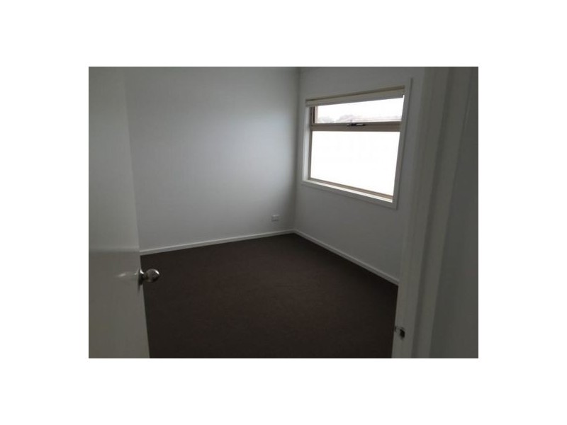 3/63 Fraser St, Sunshine VIC 3020