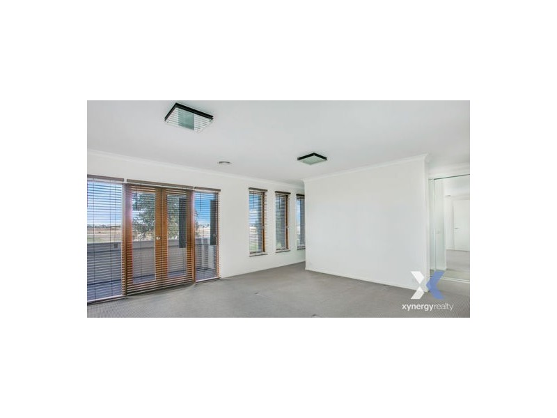 16 Ashcroft Avenue, Williams Landing VIC 3027