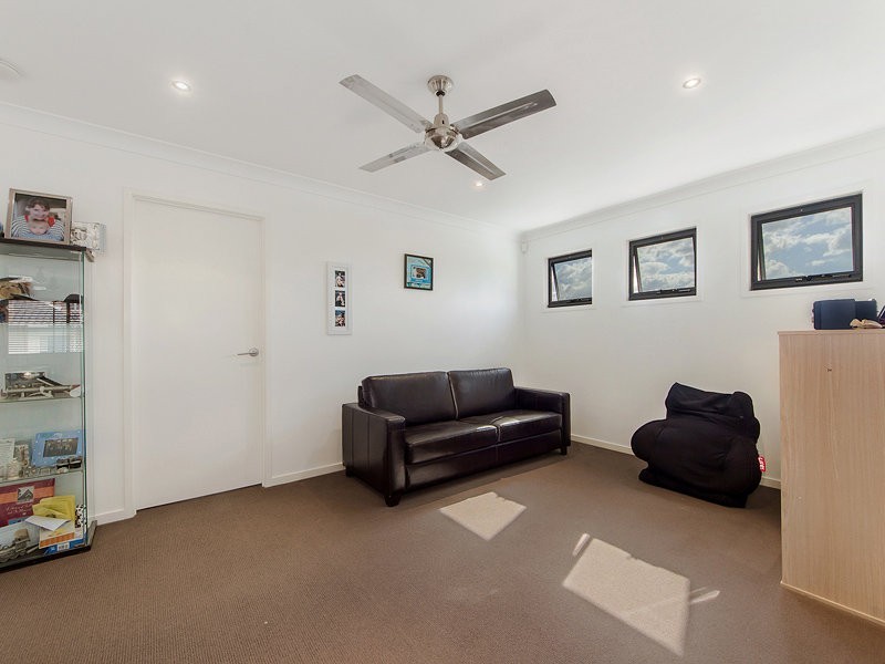 34 Bayswater Avenue, Varsity Lakes QLD 4227