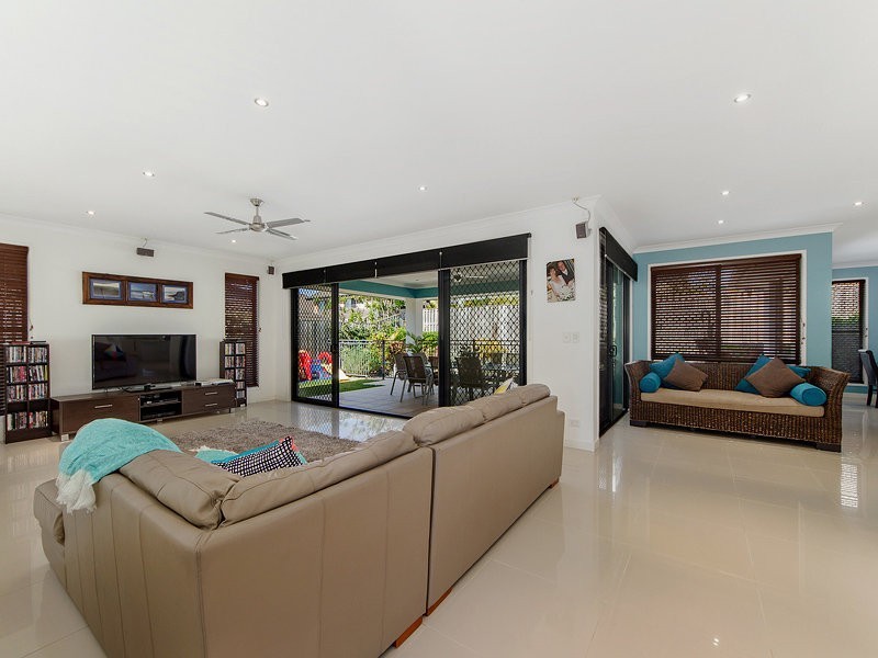 34 Bayswater Avenue, Varsity Lakes QLD 4227