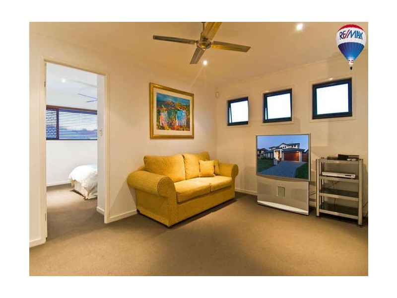 34 Bayswater Avenue, Varsity Lakes QLD 4227