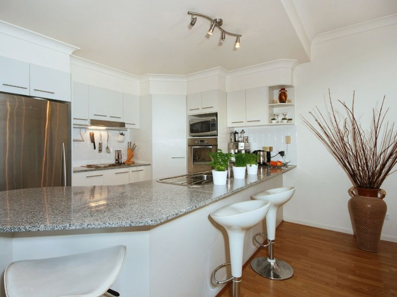 4/13 Ranier Crescent, Varsity Lakes QLD 4227