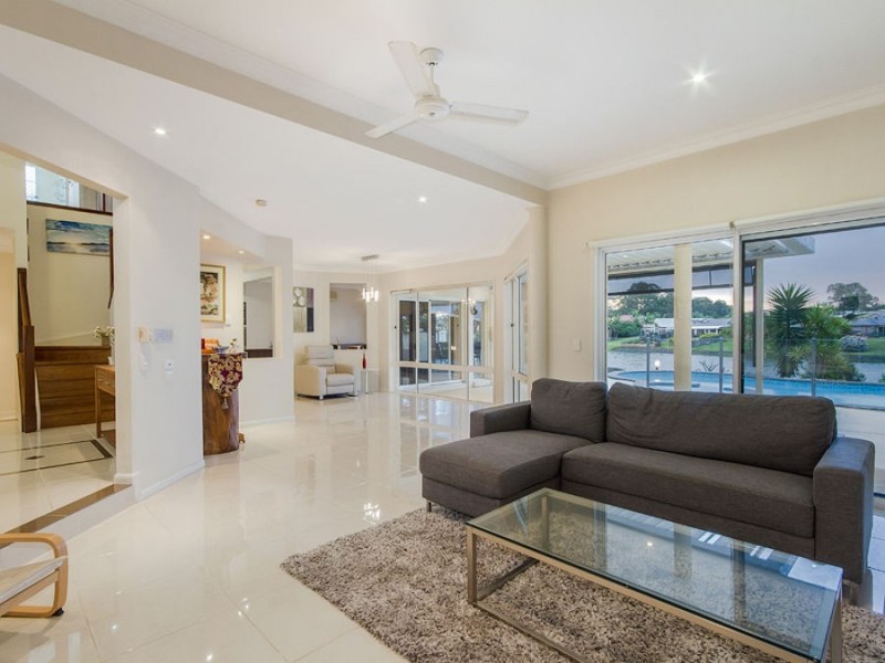 11 Malvern Place, Robina QLD 4226