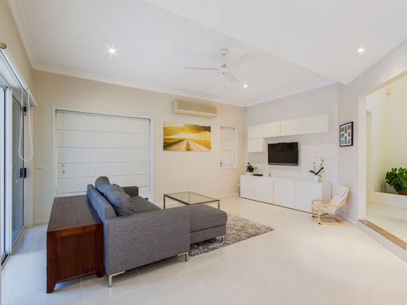 11 Malvern Place, Robina QLD 4226