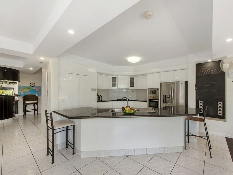 95 Newport Drive, Robina QLD 4226