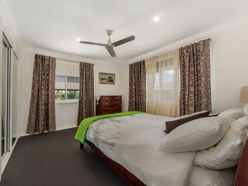 95 Newport Drive, Robina QLD 4226