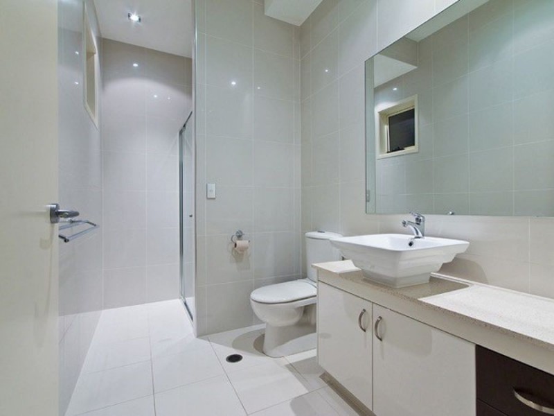 15 Port Peyra Crescent, Varsity Lakes QLD 4227