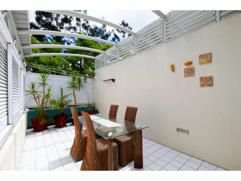 1117 Spring Terrace, Royal Pines Resort, Benowa QLD 4217