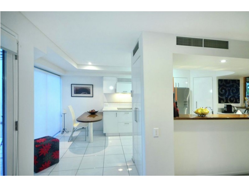 1117 Spring Terrace, Royal Pines Resort, Benowa QLD 4217