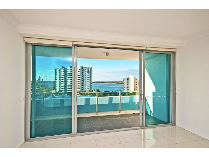 918/ 19 Imperial Parade, Labrador QLD 4215