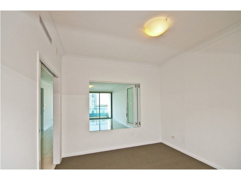 918/ 19 Imperial Parade, Labrador QLD 4215