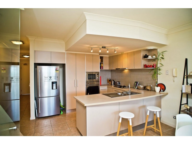 7/3108 The Boulevard, Carrara QLD 4211