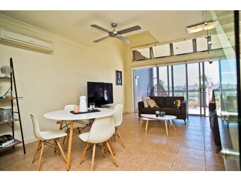 7/3108 The Boulevard, Carrara QLD 4211