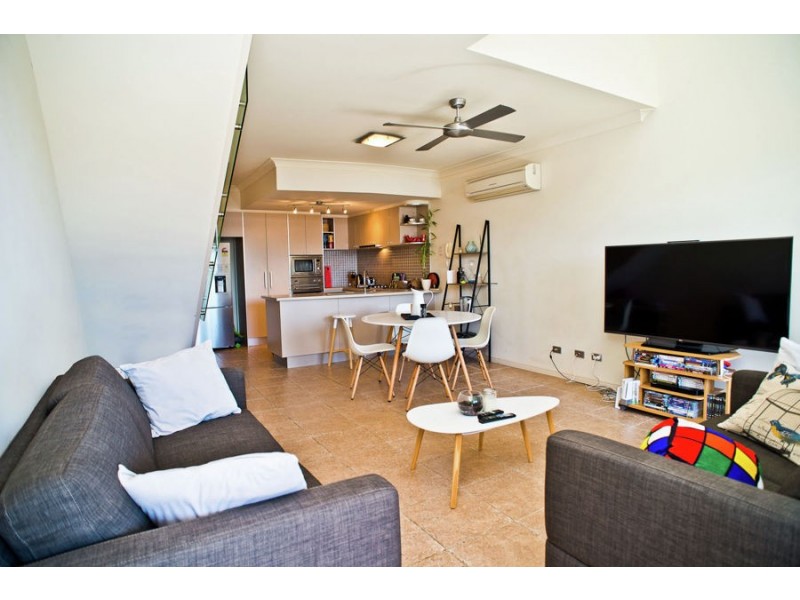 7/3108 The Boulevard, Carrara QLD 4211