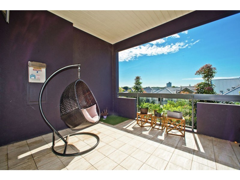 7/3108 The Boulevard, Carrara QLD 4211