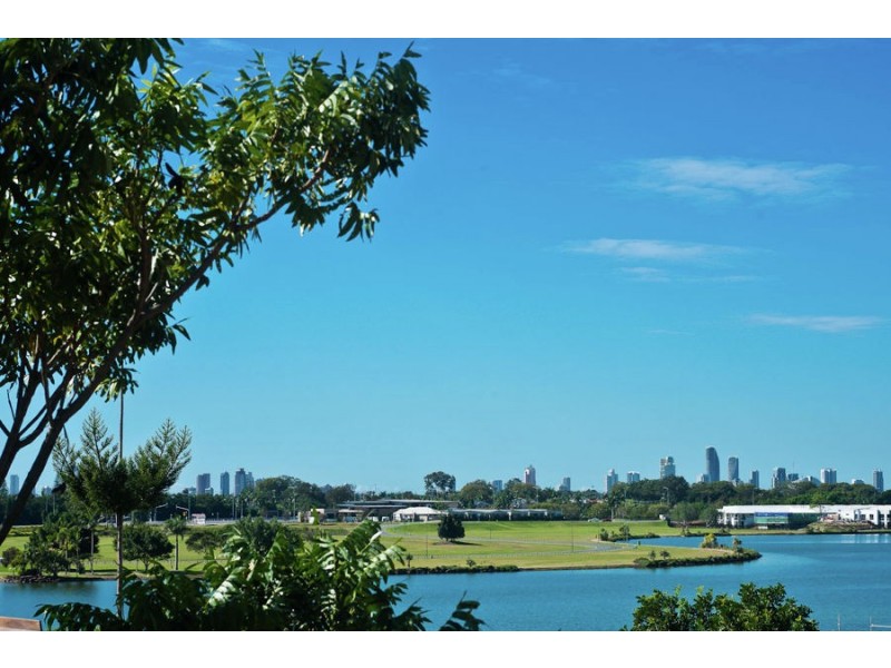 7/3108 The Boulevard, Carrara QLD 4211