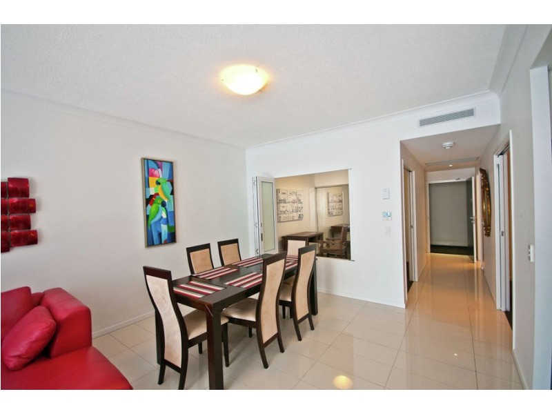 219/19 Imperial Parade, Labrador QLD 4215