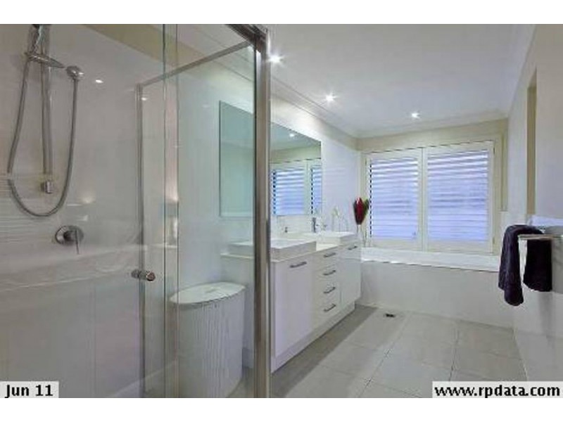 11 Stockport Court, Reedy Creek QLD 4227