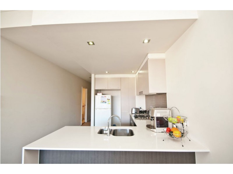 1035/ 3029 The Boulevard, Carrara QLD 4211