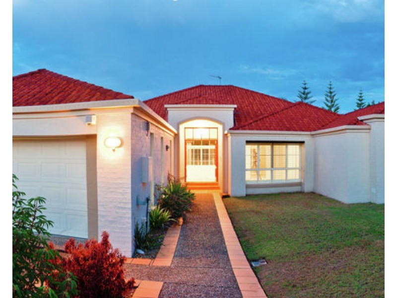 11 Julatten Drive, Robina QLD 4226
