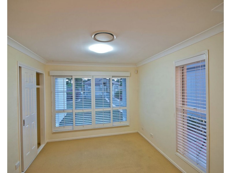 11 Julatten Drive, Robina QLD 4226