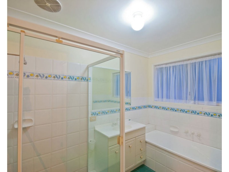 11 Julatten Drive, Robina QLD 4226