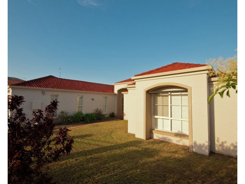 11 Julatten Drive, Robina QLD 4226